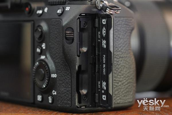 逼近A9!索尼全画幅微单A7R3评测:拍照新标杆