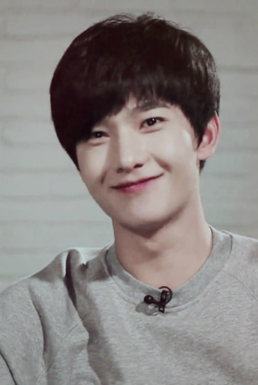 男神杨洋被吐糟油腻大叔,再不减肥没星途,网友