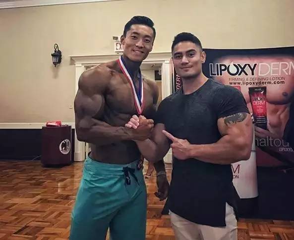 中国的肌肉一哥!用实力压倒欧美肌肉男!