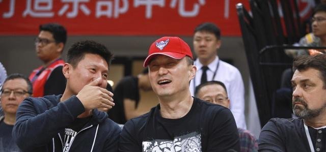 CBA广东德比赛程出炉,14天7战,深圳主场球迷