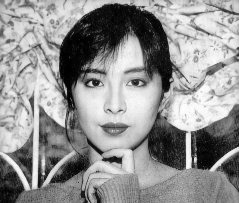 王祖贤旧照修复成高清后被赞真女神,照片中的