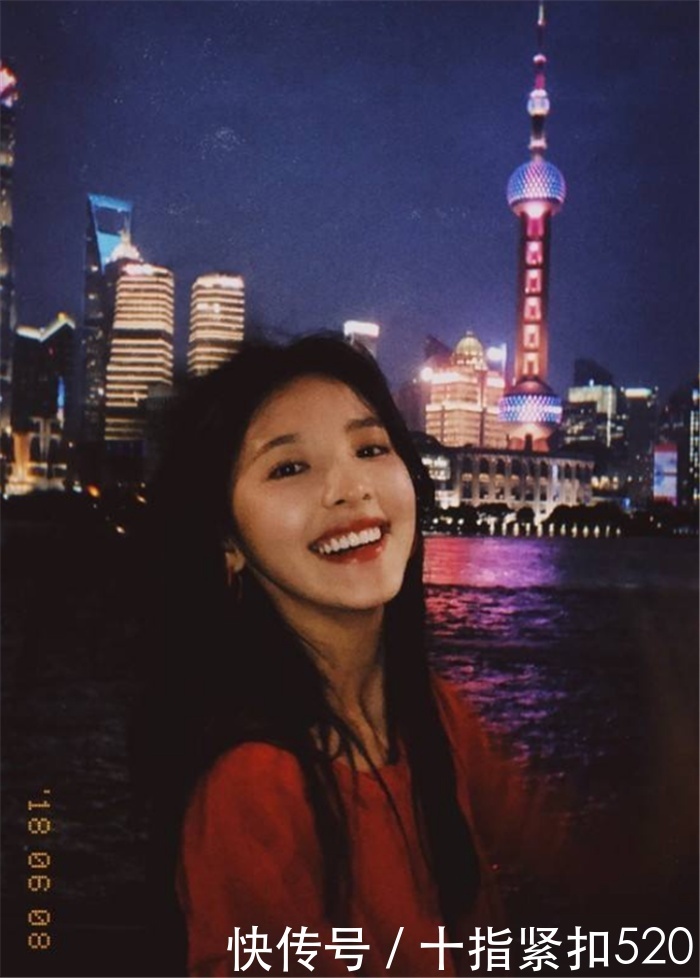 王思聪上午关注章若楠,下午就急忙取消,是怕被