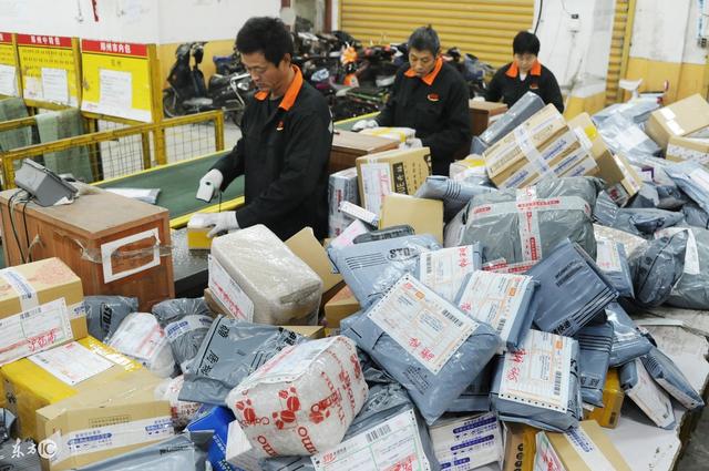 德邦上市,顺丰申通中通快递系快运公司还能撑