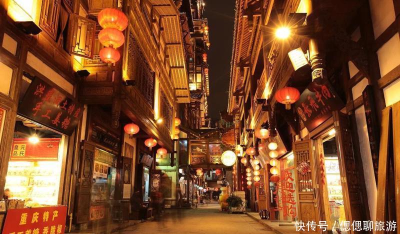 重庆人民真暖心,直接封桥让游客拍照打卡!