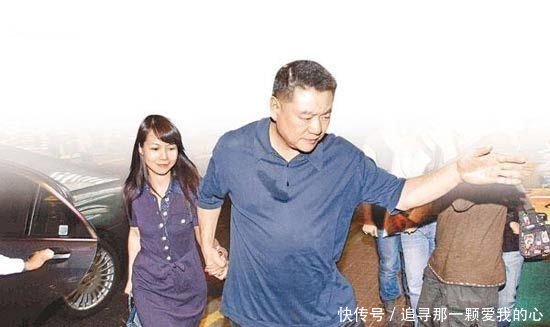李嘉欣吃醋曾大骂刘銮雄,怒斥签下洪欣是蠢蛋
