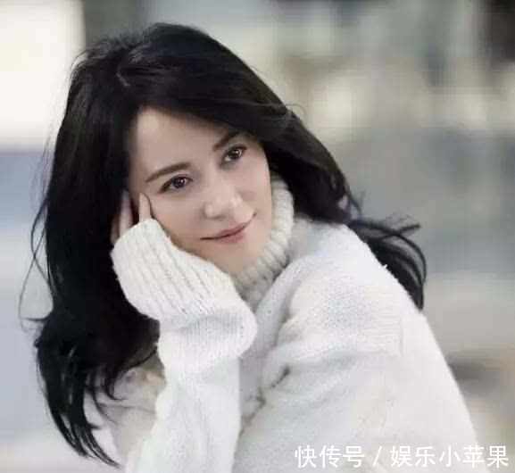 大陆女明星颜值 t01db267cc1acd45ccc.jpg