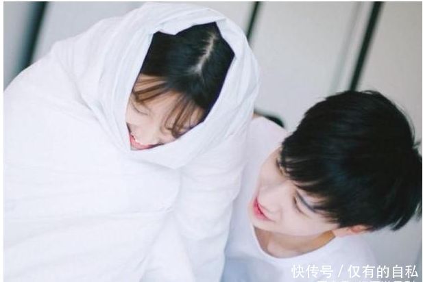 母亲生病我照顾半年,房子拆迁她把钱全部给了嫂子,我笑着流泪