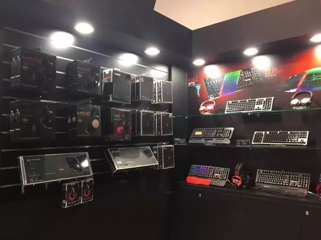 血手幽灵携众多新品亮相2017台北国际电脑展(图8) 血手幽灵携众多新品亮相2017台北国际电脑展(图8)