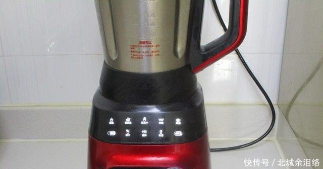 早餐喝一杯这样的杂粮米糊,好喝又营养,简单快