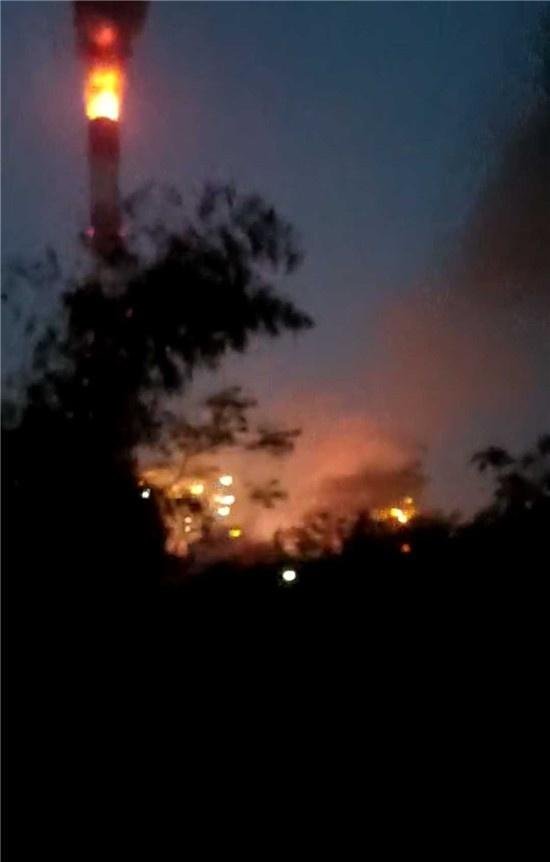 长沙望城铜官火电厂起火,19台消防车赶赴现场