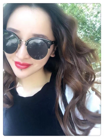 唇钉打几个好看