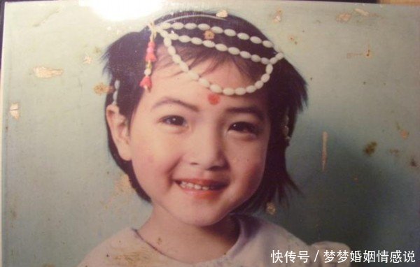 毕业于上戏,当歌手没红,改行当演员获奖,演技精