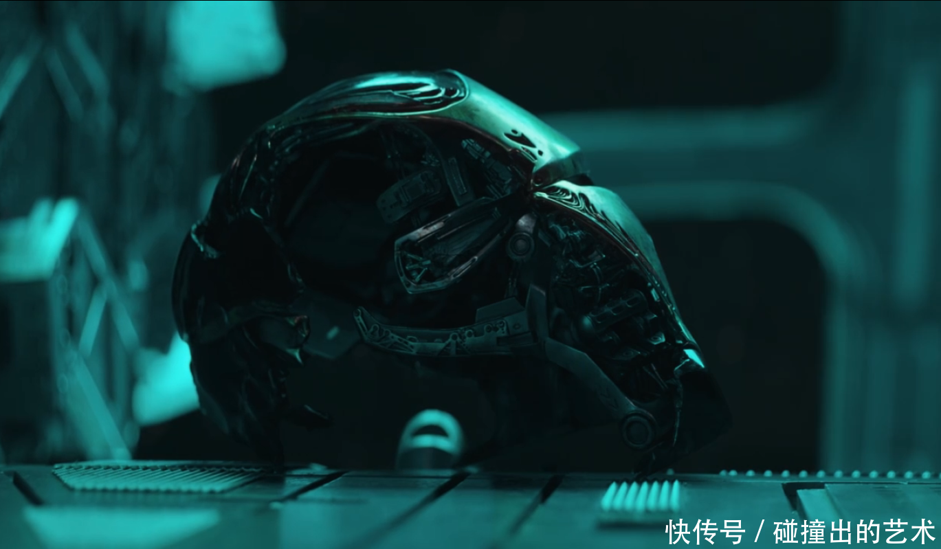 复联4太惨了,钢铁侠陷入绝境留遗书,美国队长