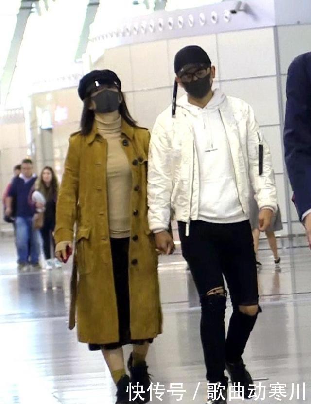 张杰谢娜变口罩cp 机场大方牵手撒狗粮