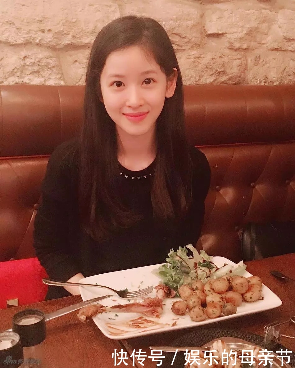 奶茶妹妹的5张相片,刘强东看了不得不爱