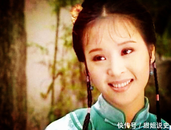 庶女享有嫡女的待遇,生前深受康熙宠爱,死后穿