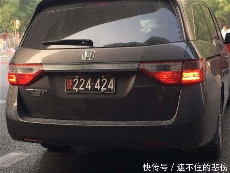 不同颜色的车牌分别代表什么意思交警第1种车牌我们不敢拦