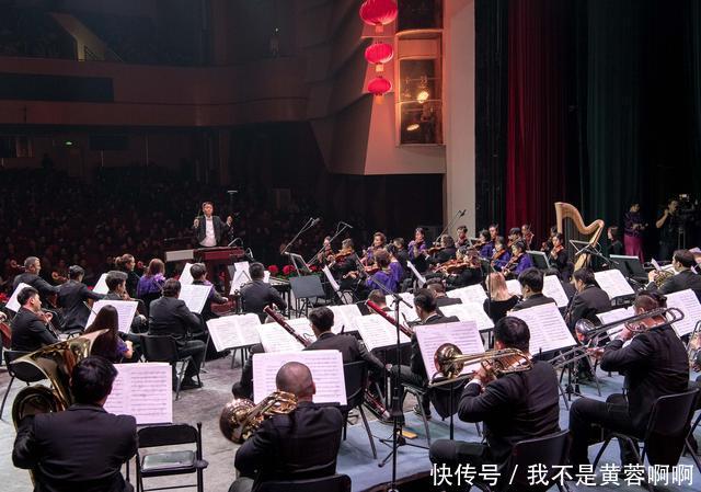 2019年阳光照耀天山新年音乐会在乌鲁木齐剧