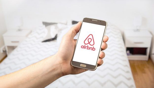 Airbnb 导致纽约房租飞涨，经济型房源无房可租