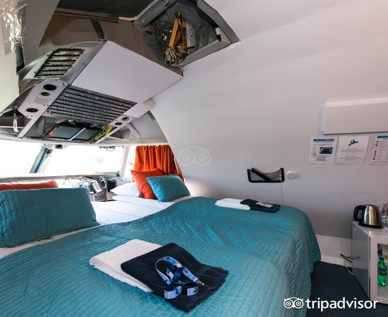 8家“从天而降”的飞机酒店，让你体验当机长，睡在驾驶舱！