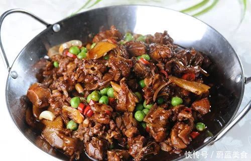 啤酒鸭家常做法不过水 t01f758becde40cb6cc.jpg