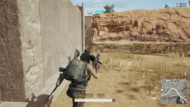 绝地求生:屁股平底锅不少,头戴平底锅你见过吗,网友直呼辣眼睛