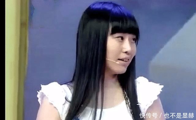 女子开欧美收到战国玉环,称30万换的,当铺邪笑v女子美女专家图片图片