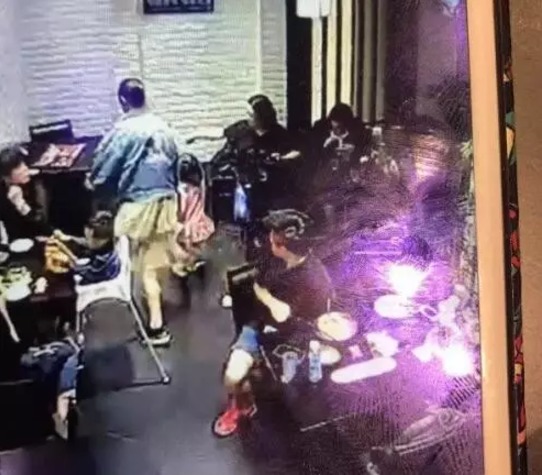 【转】北京时间 与男朋友闹别扭 女大学生脚踹4岁女童出气 - 妙康居士 - 妙康居士~晴樵雪读的博客 【转】北京时间 与男朋友闹别扭 女大学生脚踹4岁女童出气 - 妙康居士 - 妙康居士~晴樵雪读的博客