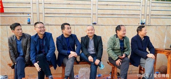 鄱阳县人民医院篮球队成立 将赛出精气神彰显