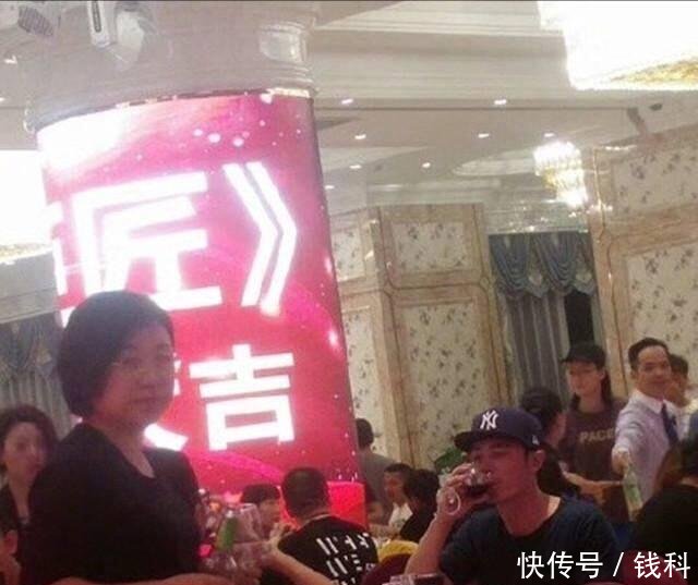 杨幂霍建华共同出席《巨匠》开机宴, 霍建华面