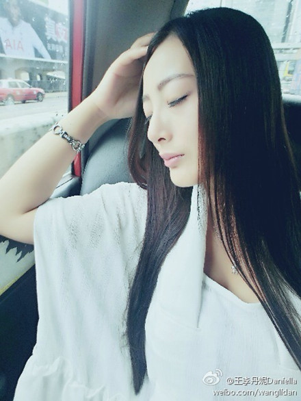 黑暗之光官网 <em>360</em>网页<em>游戏中心</em>