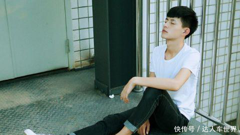 男大学生偷偷潜入女房东房间,隔天女房东报警