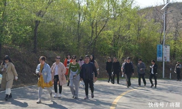 传承五四精神,建功新时代