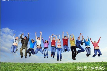 适合发朋友圈的句子,漂亮的车子、房子、衣服