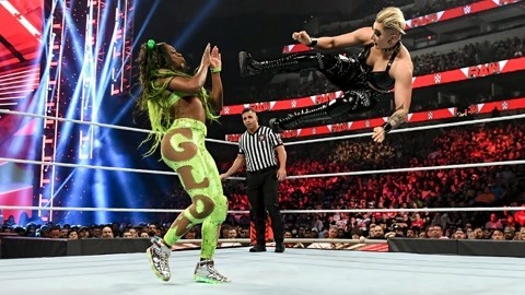 wwe美国职业摔角 WWE RAW 20220405 第1506期 中文原声