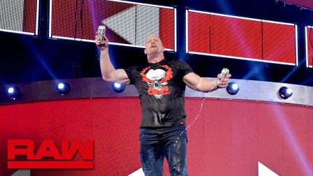 WWE RAW 2019 【RAW 07/22】史蒂夫奥斯丁的接啤酒动作好帅
