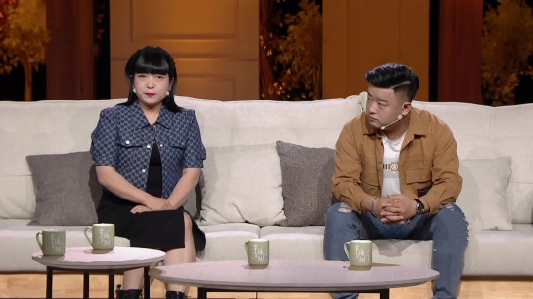 幸福来敲门【天津卫视】 小时候的经历造成对家庭的向往