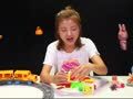 爱玩具 佩奇校车拼装