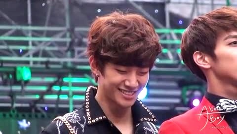 2PM 2012 Dream Concert 饭拍 俊昊 Cut 12/05/12-2PM