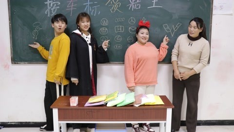 美女家务事 按车标领粘土，没想小晴仅靠做梦却领走了全部的粘土，太厉害了