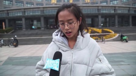 大学快跑 第二季 大学末考遇到色老师潜规则 女生的反应很激烈