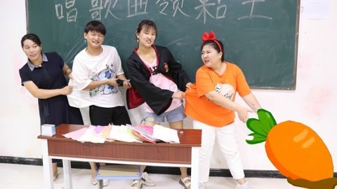 美女家务事 挑战唱歌领粘土，小晴唱了一首动物版的拔萝卜，能领多少粘土？