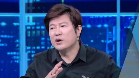 非你莫属 2025 创业面对面全场高科技，智能机器人已打卡上班！