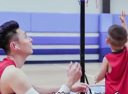 第7期：买超父子打篮球日常