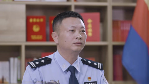 民警成功解救溺水儿童 用行动守护人民安全