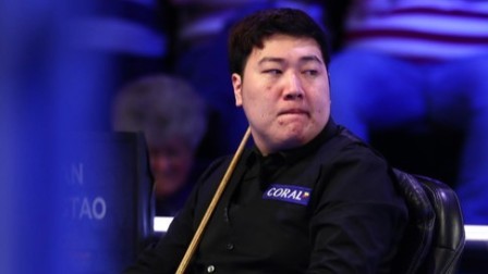 第一球恭喜颜丙涛，有压力也顶住！2020斯诺克球员锦标赛第4日五佳球TOP