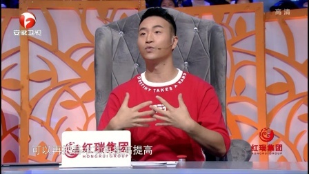 一起来跳舞 70后大爷嗨跳魔性舞步