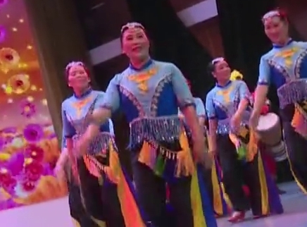 321动起来 广场舞《爱我中华》