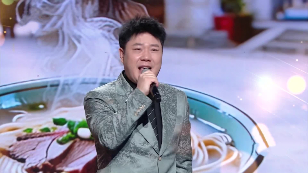 歌声闯天涯亲情作铠甲 草编传大爱逆境绽芳华