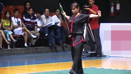 尘封赛事 2005年全国武术套路冠军赛传统项目比赛 女子器械 029 女子南刀 周密（辽宁）第二名